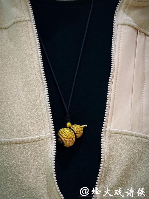 文班亚马不止参禅 还戴上了中国“福禄”葫芦 文班亚马不止参禅 还戴上了中国“福禄”葫芦