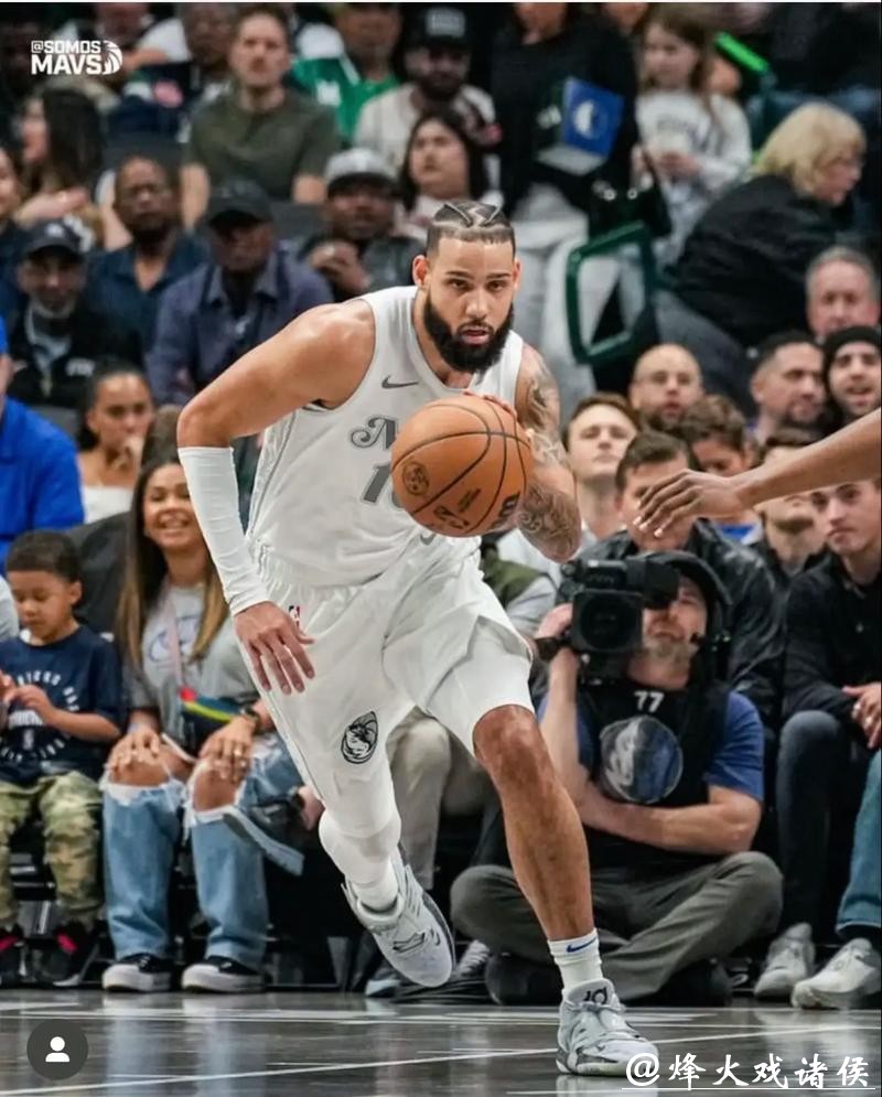 马丁30分篮网力克太阳3连胜 独行侠轻取尼克斯