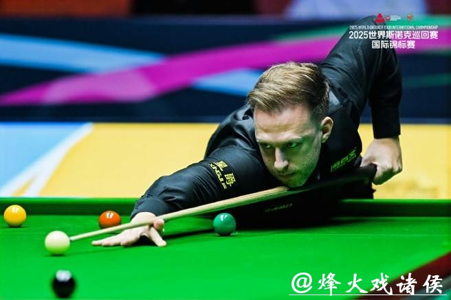 丁俊晖6-4海菲尔德晋级 中国5人挺进斯诺克国锦赛16强 丁俊晖6-4海菲尔德晋级 中国5人挺进斯诺克国锦赛16强